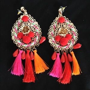 Bohemian-style dangle earring. Colorful tassels.